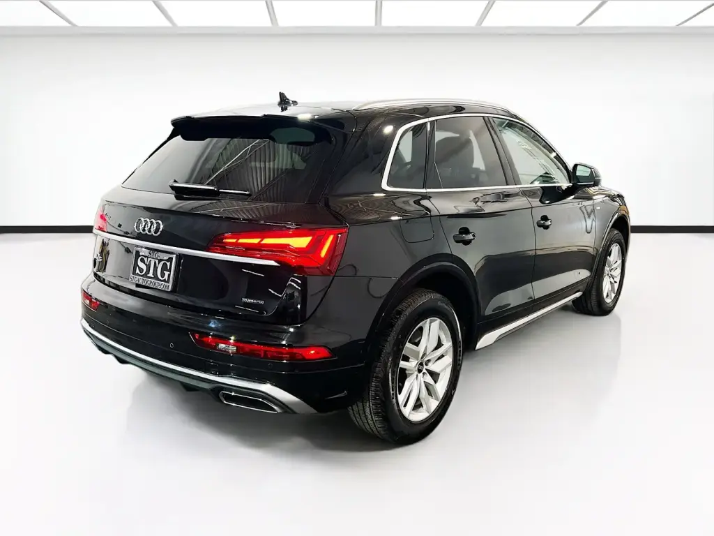 Audi Q5 2023 AWD quattro S line Premium 45 TFSI 4dr SUV