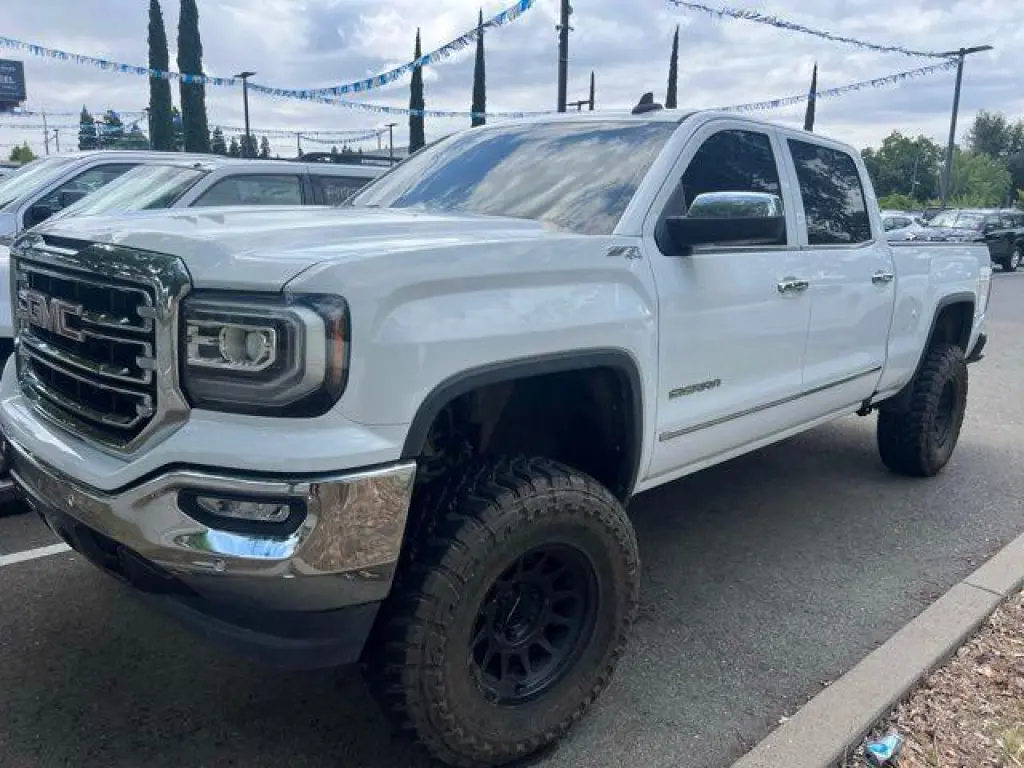 GMC Sierra 1500 2018 4x4 SLT 4dr Crew Cab 6.5 ft. SB