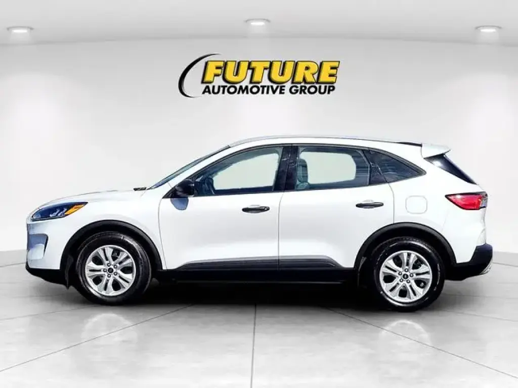 Ford Escape 2022 S 4dr SUV