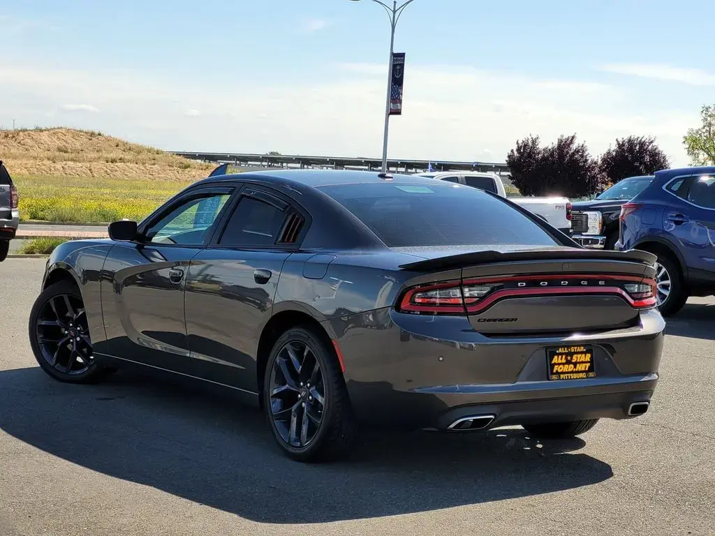 Dodge Charger 2019 SXT 4dr Sedan