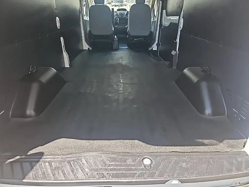 Ford Transit 2019 250 3dr LWB Medium Roof Cargo Van w/Sliding Passenger Side Door