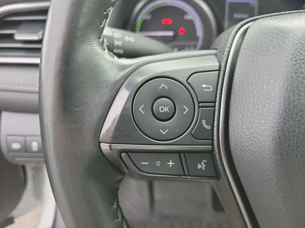 Toyota Camry Hybrid 2024 SE 4dr Sedan