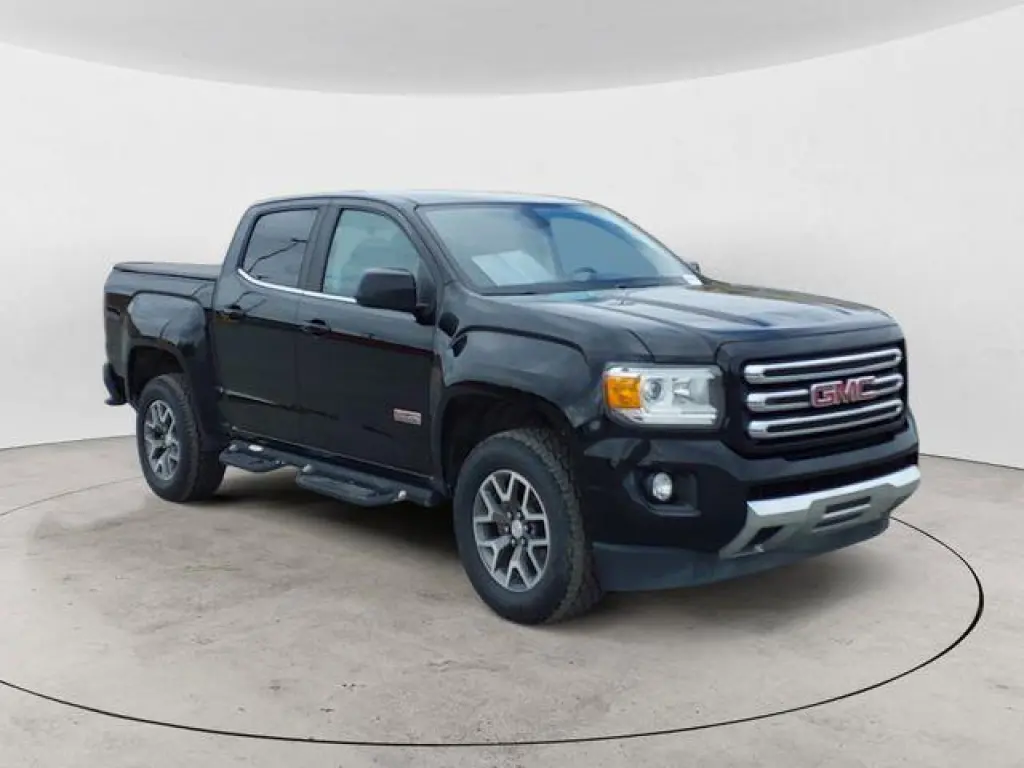 GMC Canyon 2017 4x4 SLE 4dr Crew Cab 5 ft. SB