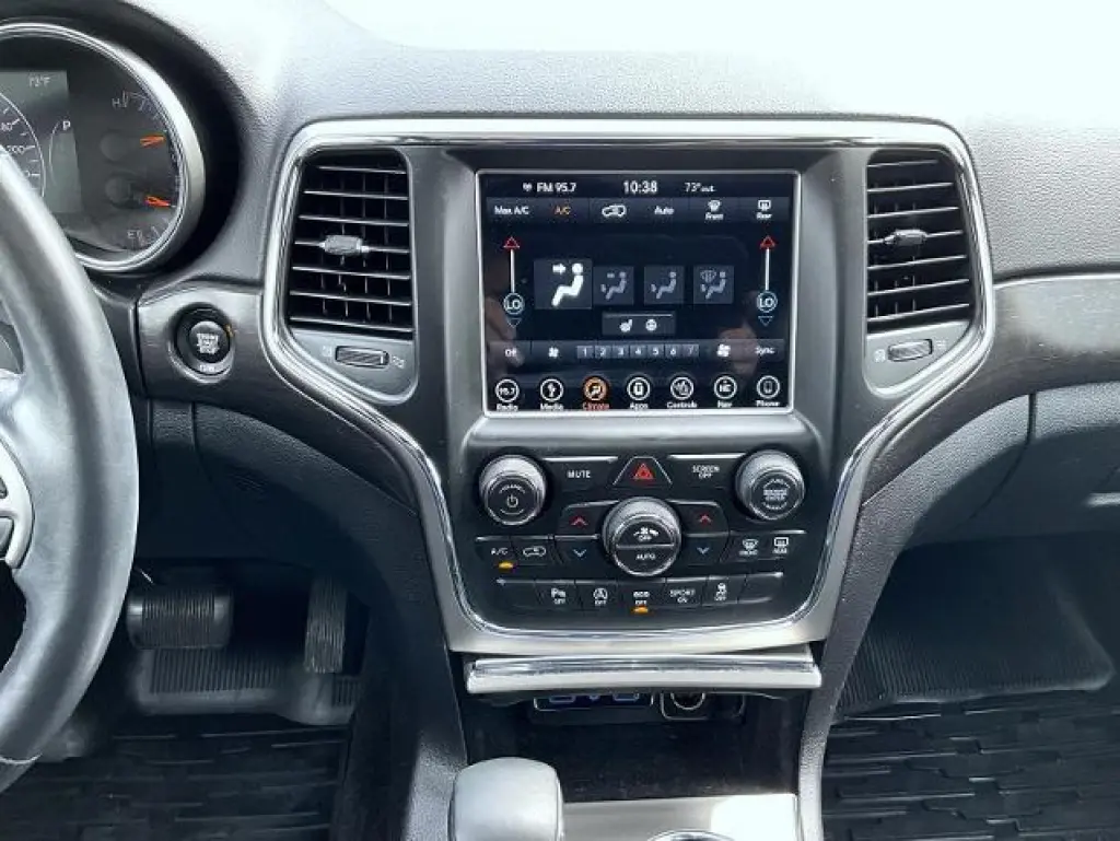 Jeep Grand Cherokee 2018 4x4 Laredo 4dr SUV