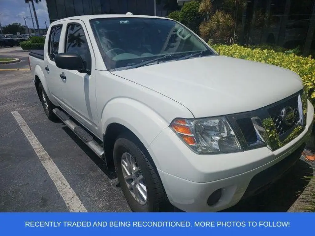 Nissan Frontier 2017 4x2 S 4dr Crew Cab 5 ft. SB 6M