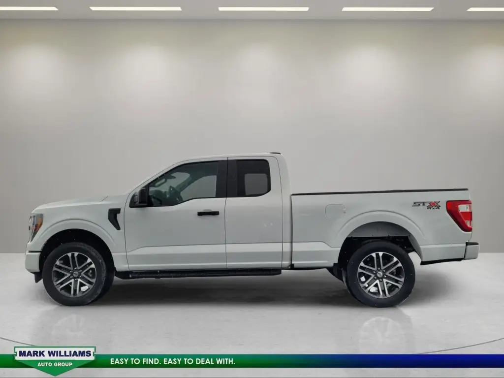Ford F-150 2023 4x4 XL 4dr SuperCab 6.5 ft. SB