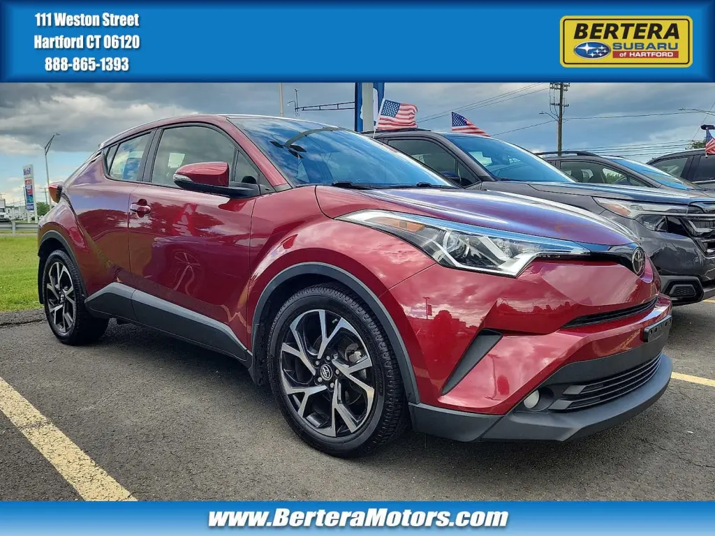 Toyota C-HR 2018 XLE Premium 4dr Crossover