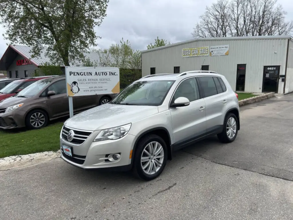 2010 Volkswagen Tiguan Wolfsburg Edition 4Motion