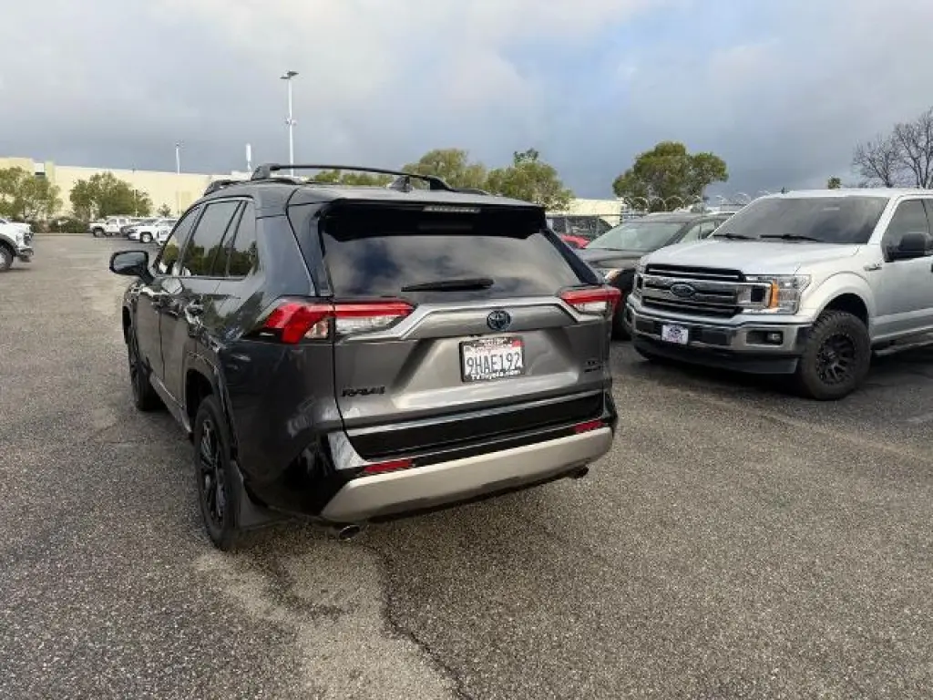 Toyota RAV4 Hybrid 2023 AWD XSE 4dr SUV