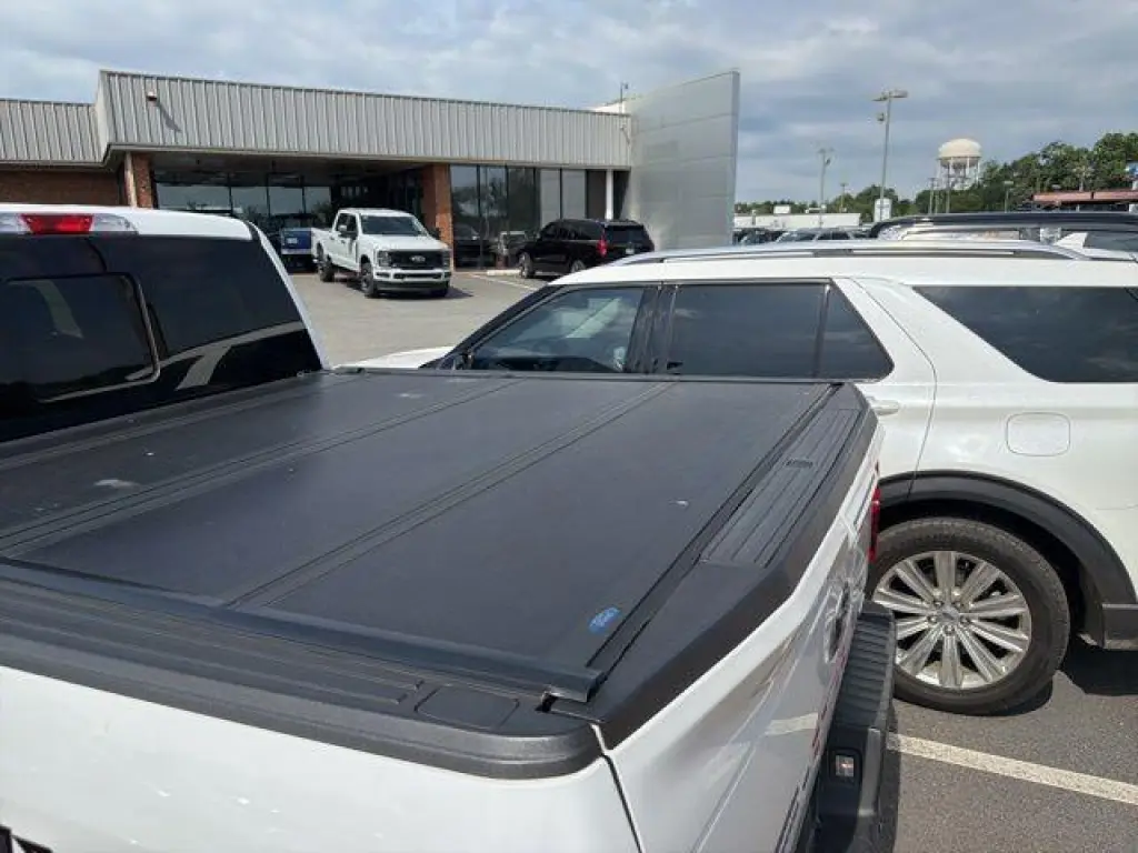 Ford F-150 2020 4x4 Lariat 4dr SuperCrew 5.5 ft. SB