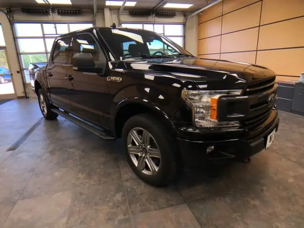 Ford F-150 2019 4x4 XLT 4dr SuperCrew 5.5 ft. SB