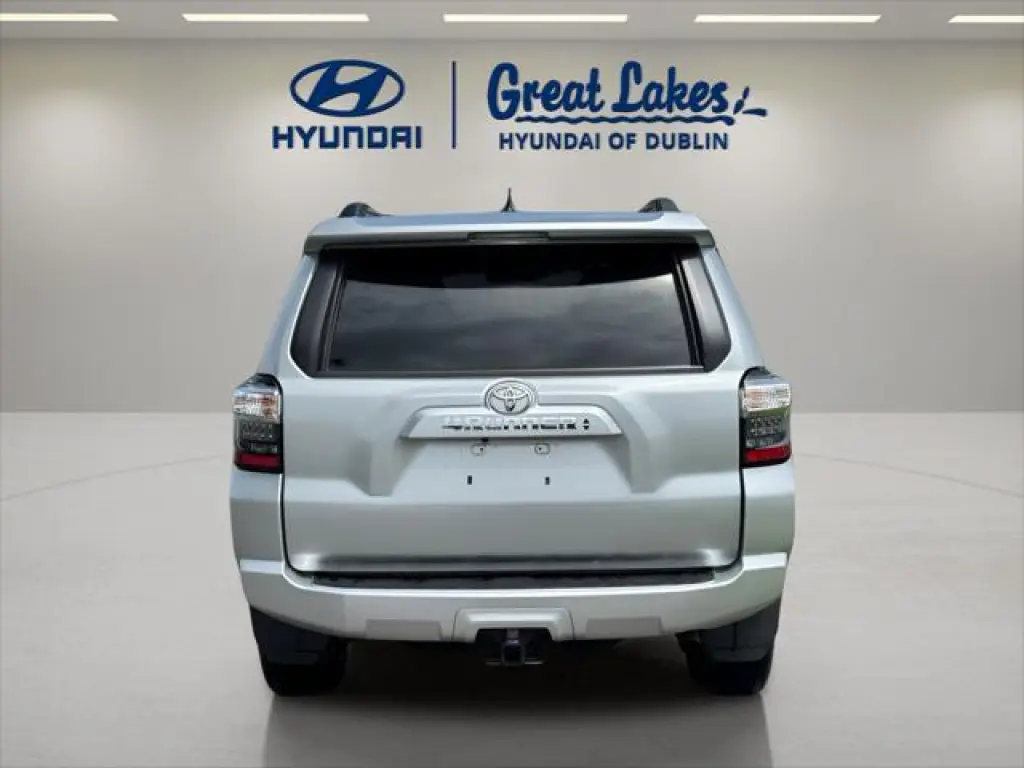 Toyota 4Runner 2023 4x4 SR5 4dr SUV