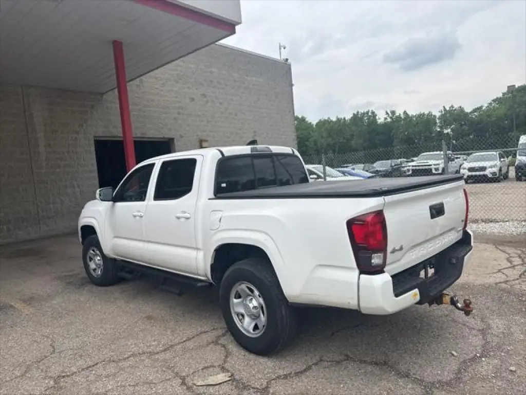 Toyota Tacoma 2021 4x4 SR V6 4dr Double Cab 5.0 ft SB
