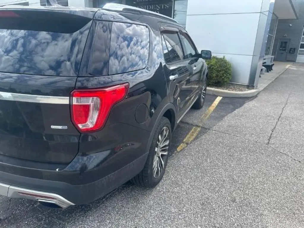 Ford Explorer 2017 AWD Platinum 4dr SUV