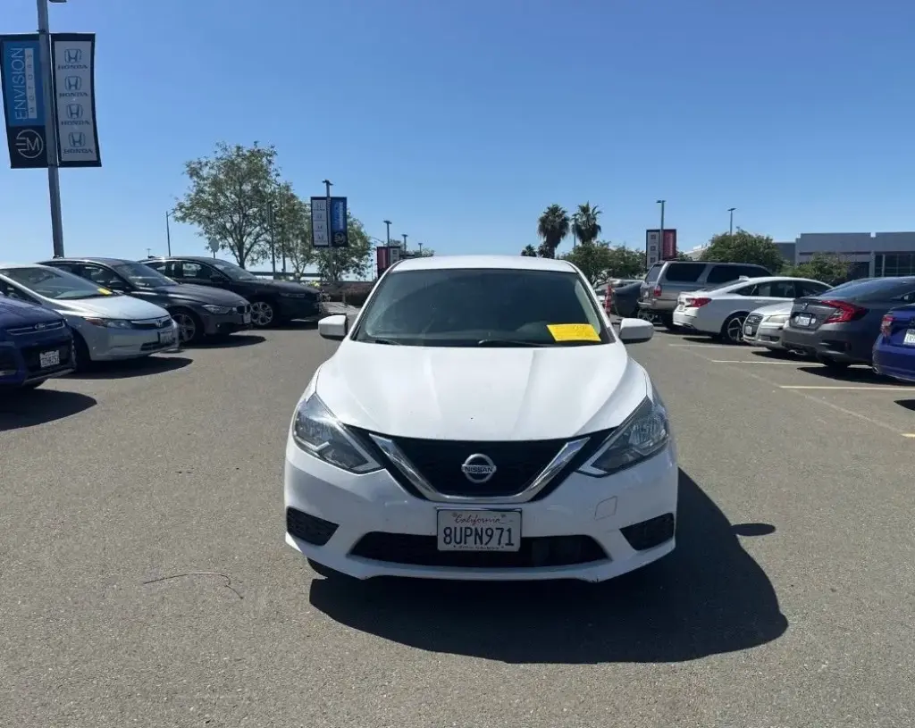 Nissan Sentra 2019 S 4dr Sedan 6M