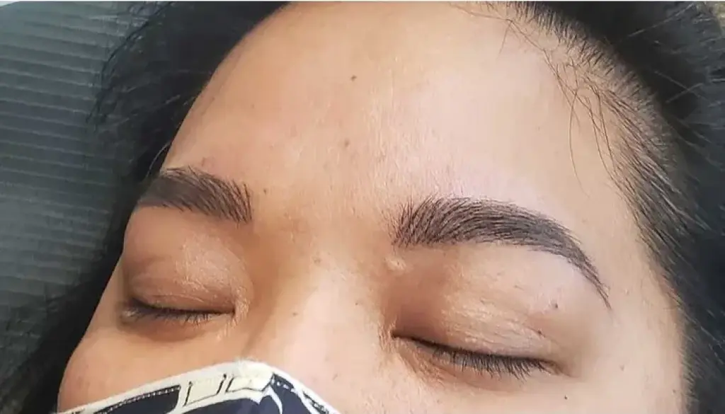 Microblading Eyebrows