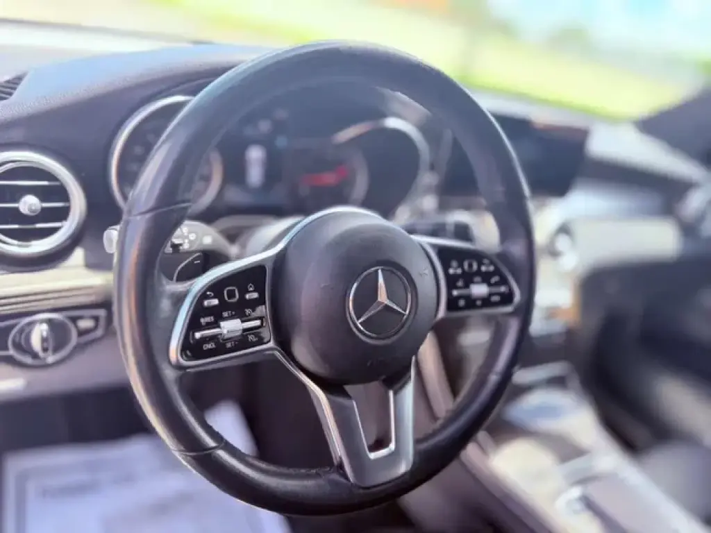 MERCEDES BENZ GLC