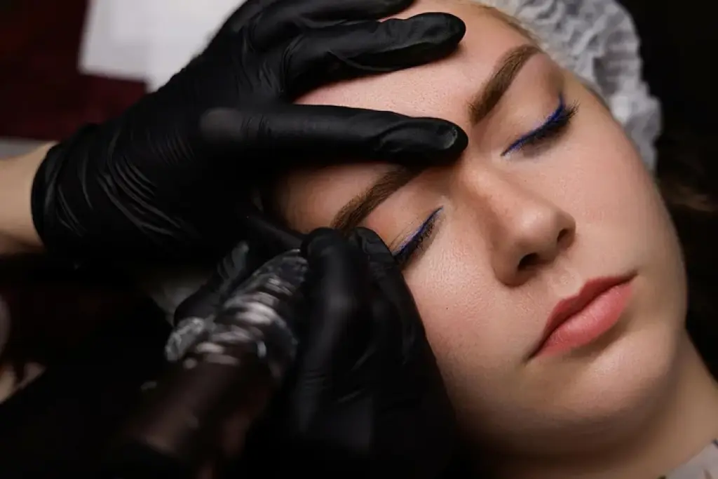 Microblading Eyebrows Near WA