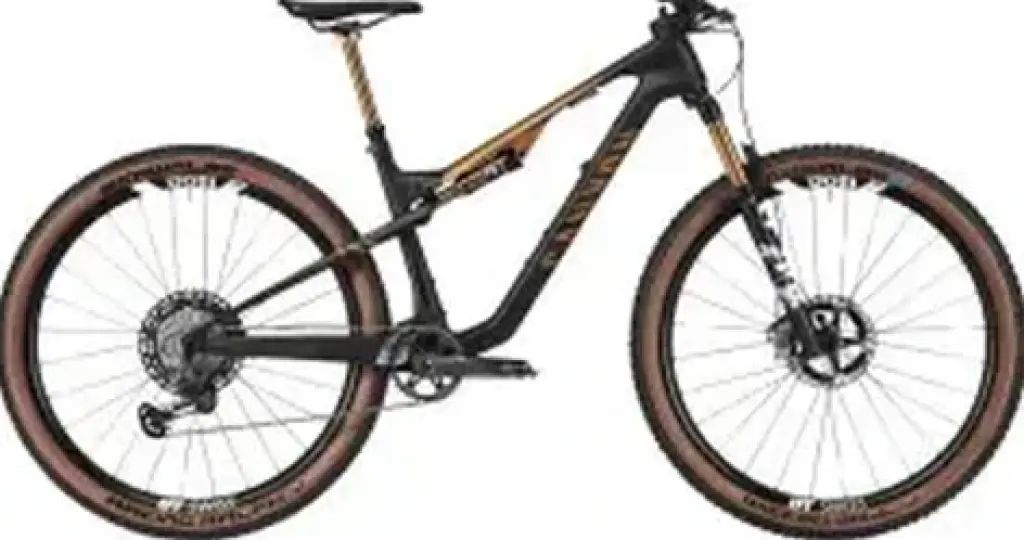 2024 Canyon Lux Trail CFR