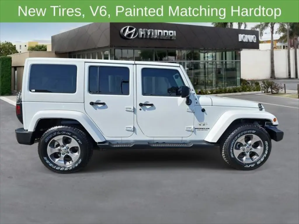 Jeep Wrangler Unlimited 2017 4x4 Sahara 4dr SUV