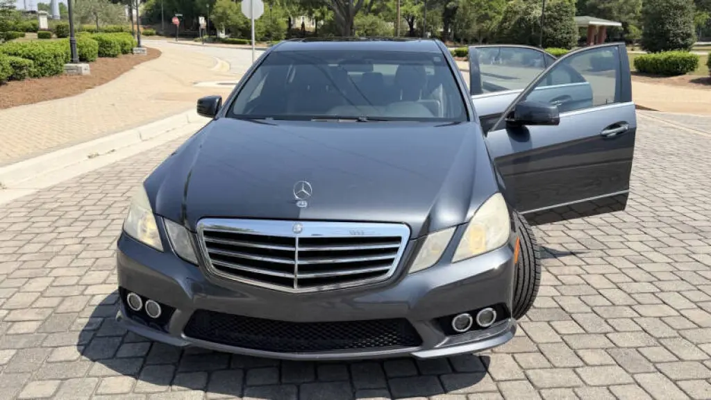 2010 Mercedes-Benz E 350 Luxury