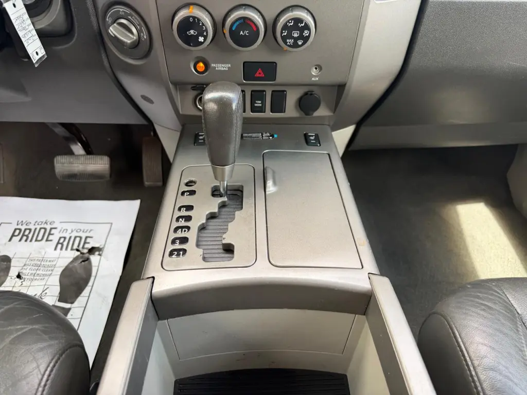 2004 Nissan Titan LE King Cab 4WD