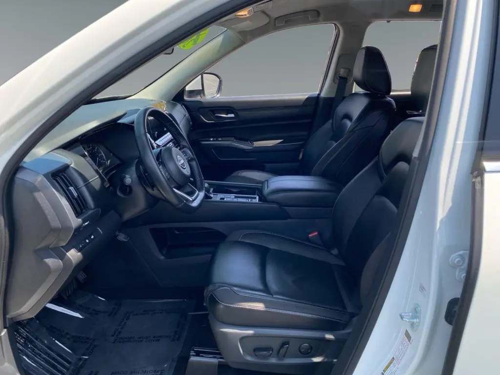 Nissan Pathfinder 2024 SL 4dr SUV