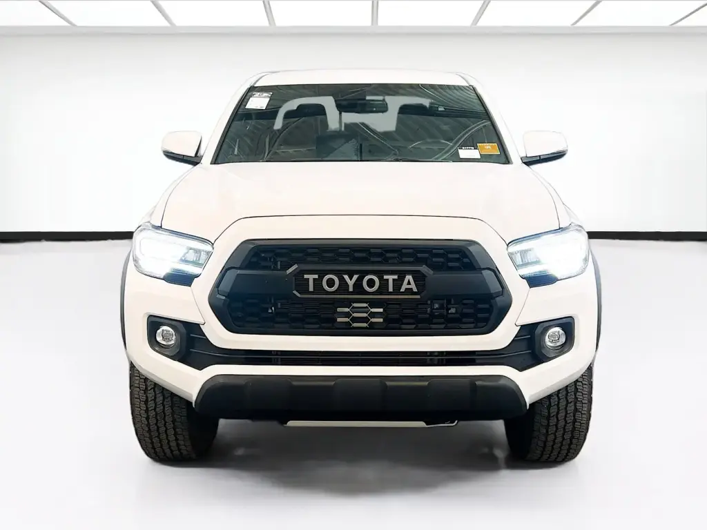 Toyota Tacoma 2023 4x4 TRD Off-Road 4dr Double Cab 5.0 ft SB 6A
