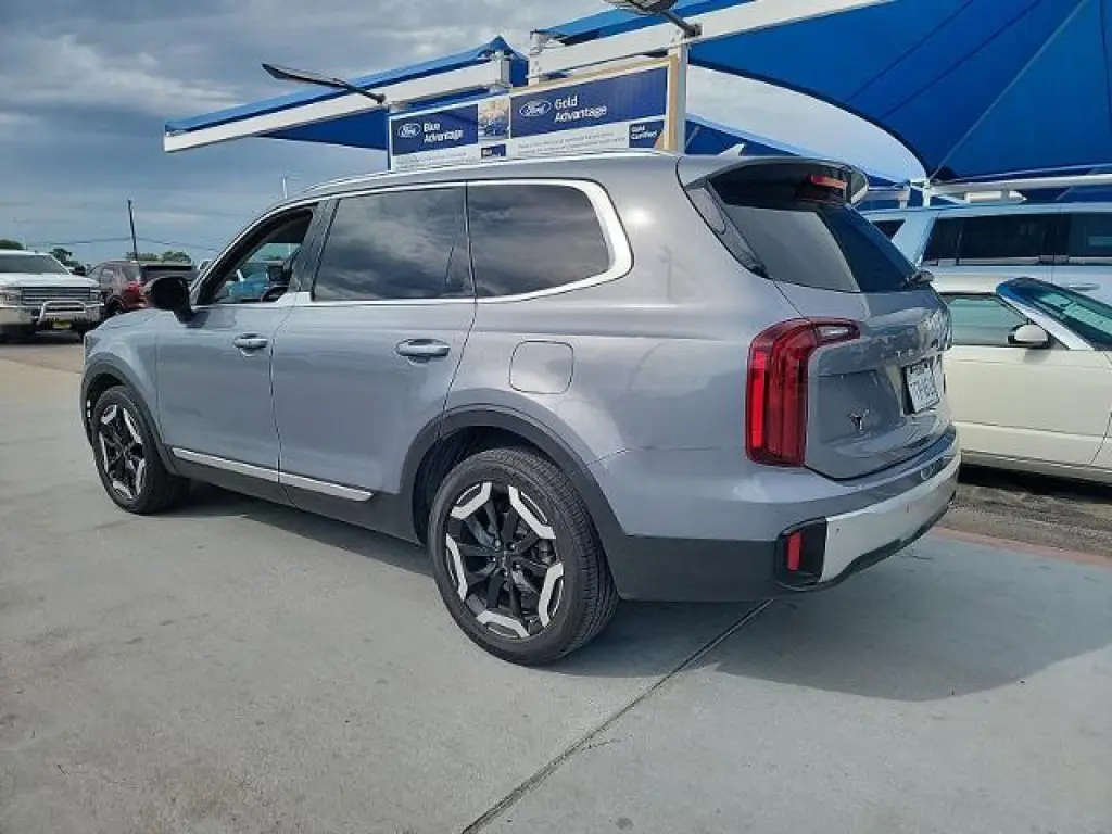 Kia Telluride 2024 S 4dr SUV