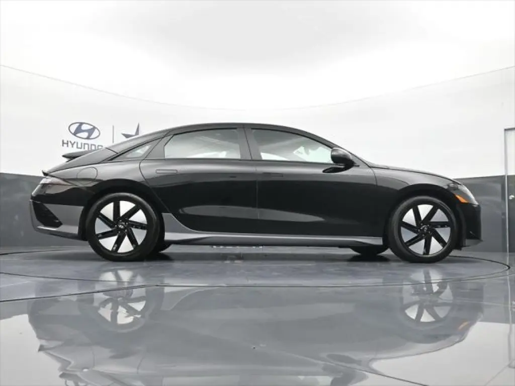 Hyundai IONIQ 6 2024 SE 4dr Sedan