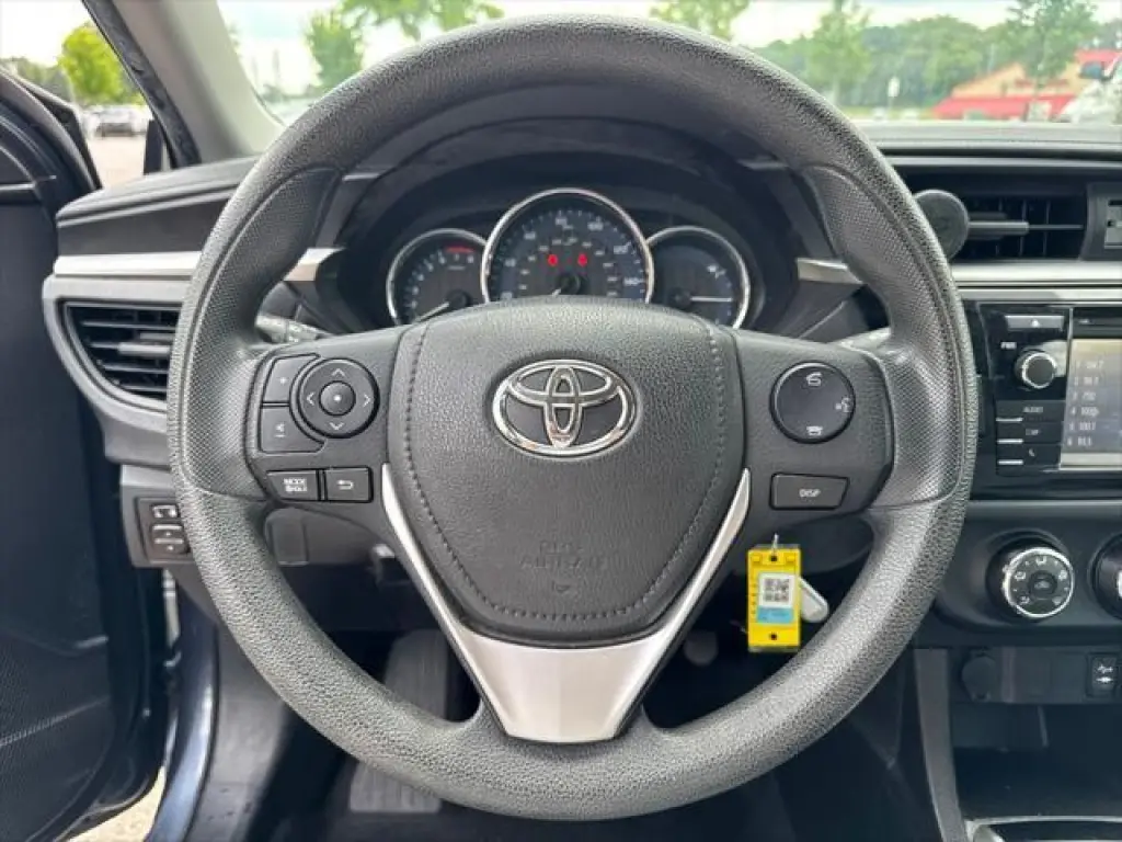 Toyota Corolla 2016 L 4dr Sedan 6M