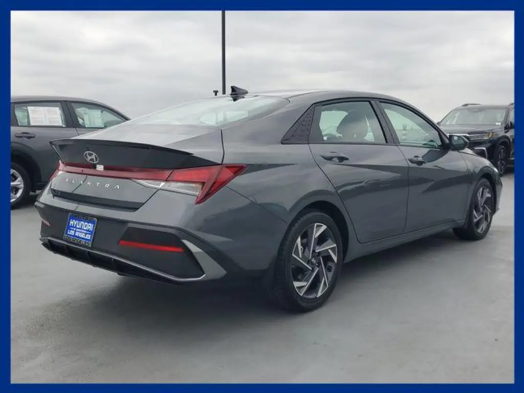 Hyundai ELANTRA 2025 SEL Sport 4dr Sedan