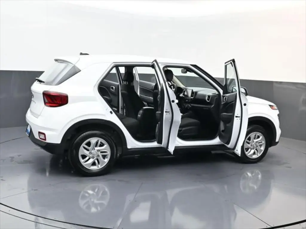 Hyundai VENUE 2026 SE 4dr Crossover
