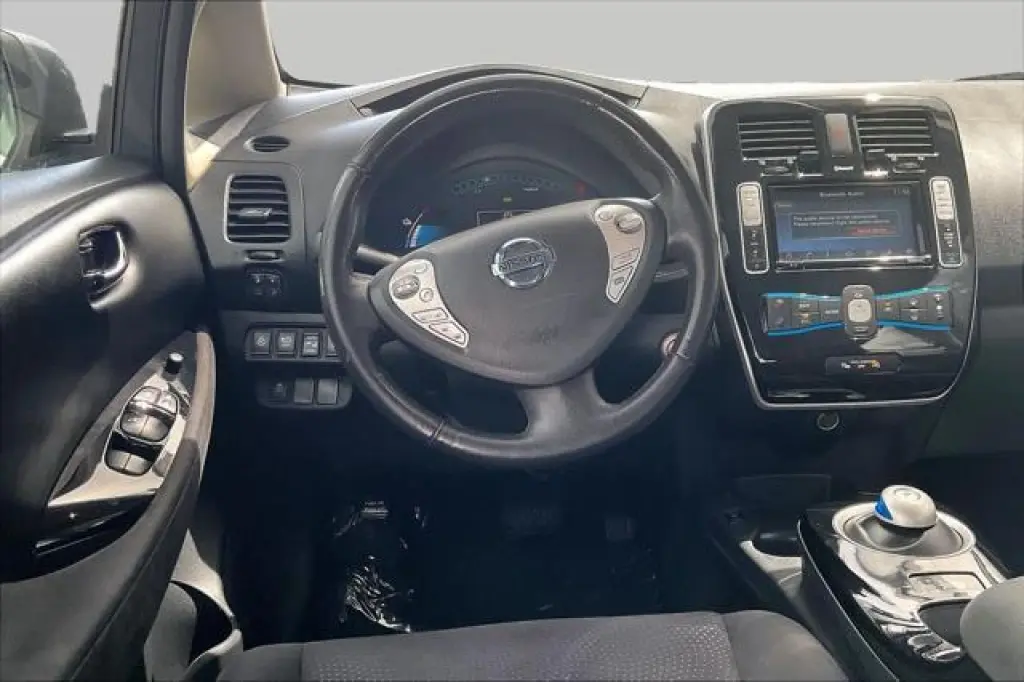 Nissan LEAF 2016 SV 4dr Hatchback