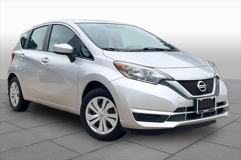 Nissan Versa Note 2017 SV 4dr Hatchback