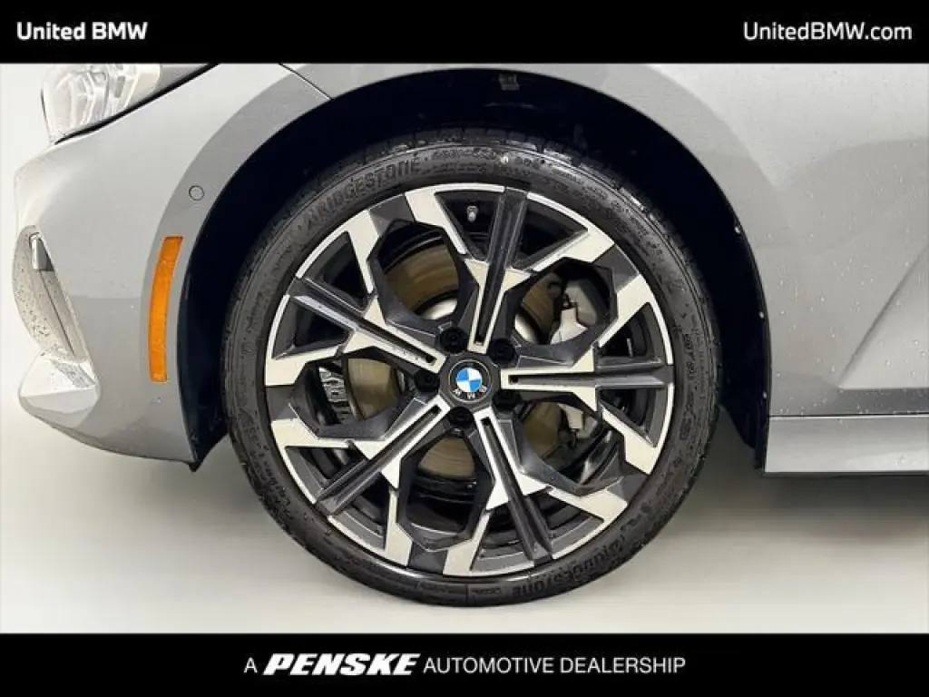 BMW 3 Series 2025 AWD 330i xDrive 4dr Sedan