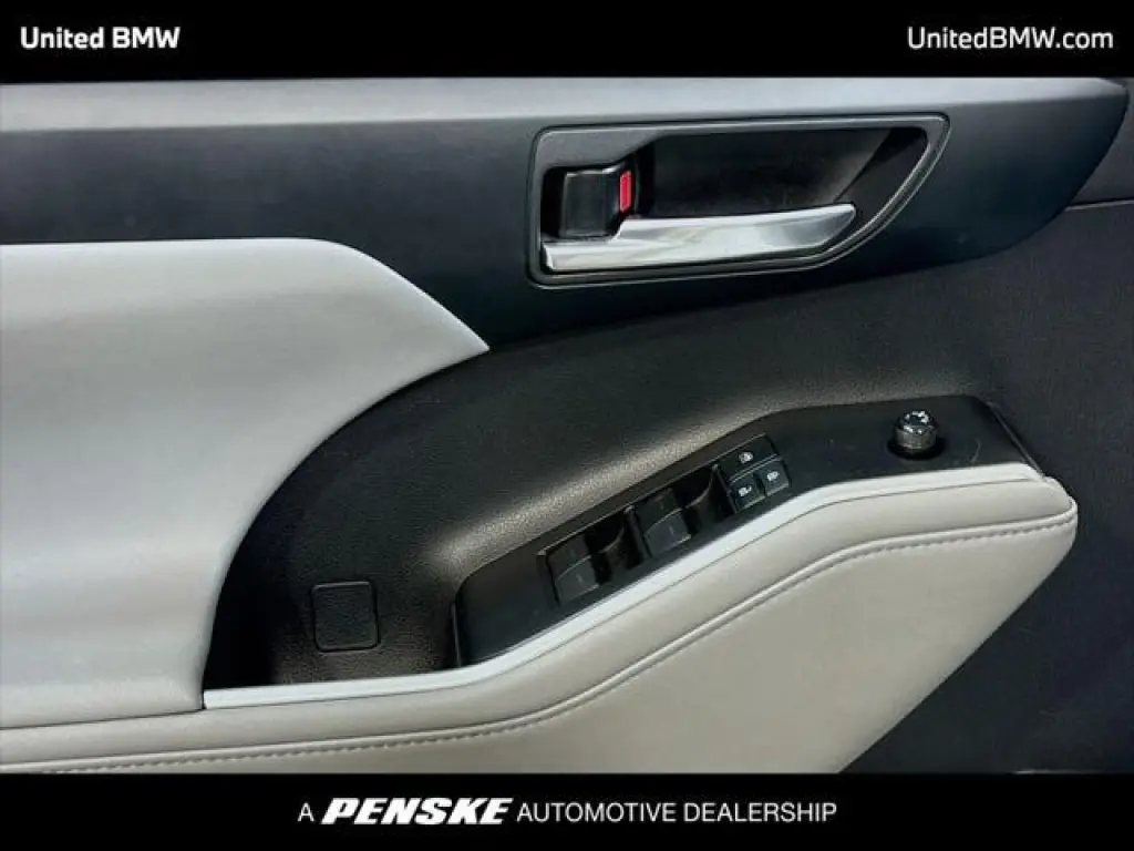 Toyota Highlander 2020 XLE 4dr SUV