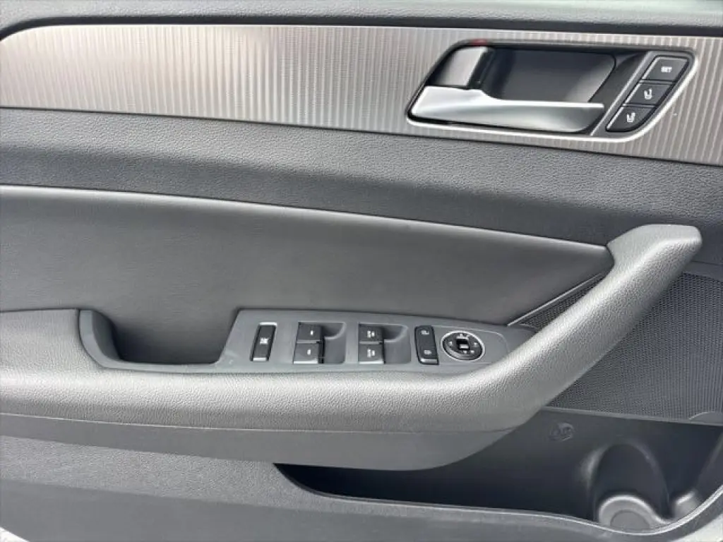Hyundai SONATA 2018 Limited 2.0T 4dr Sedan
