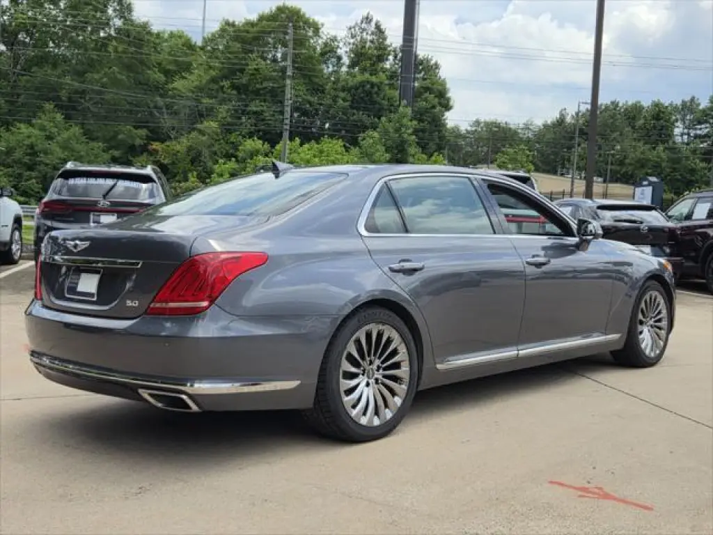 Genesis G90 2017 5.0 Ultimate 4dr Sedan