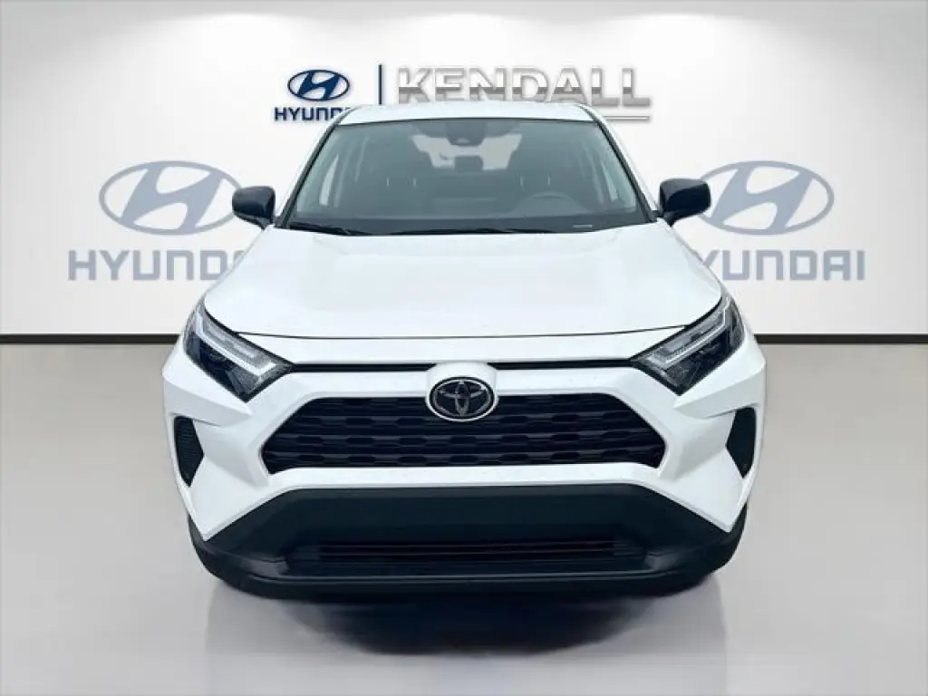 Toyota RAV4 2024 LE 4dr SUV
