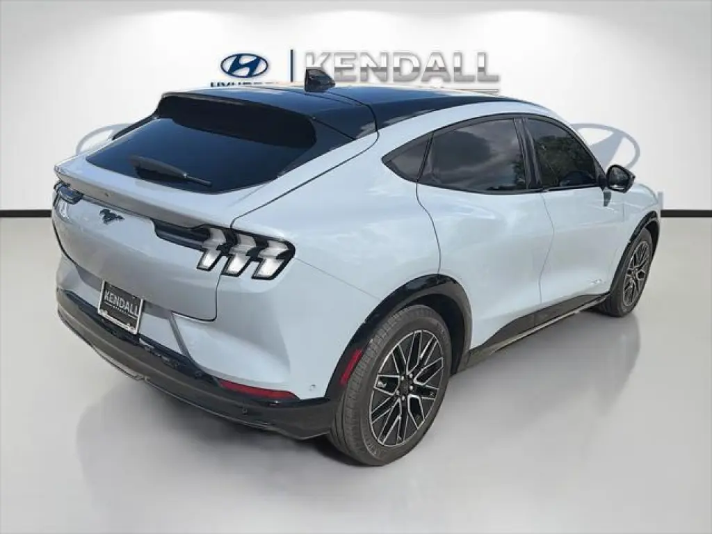 Ford Mustang Mach-E 2024 Premium 4dr SUV