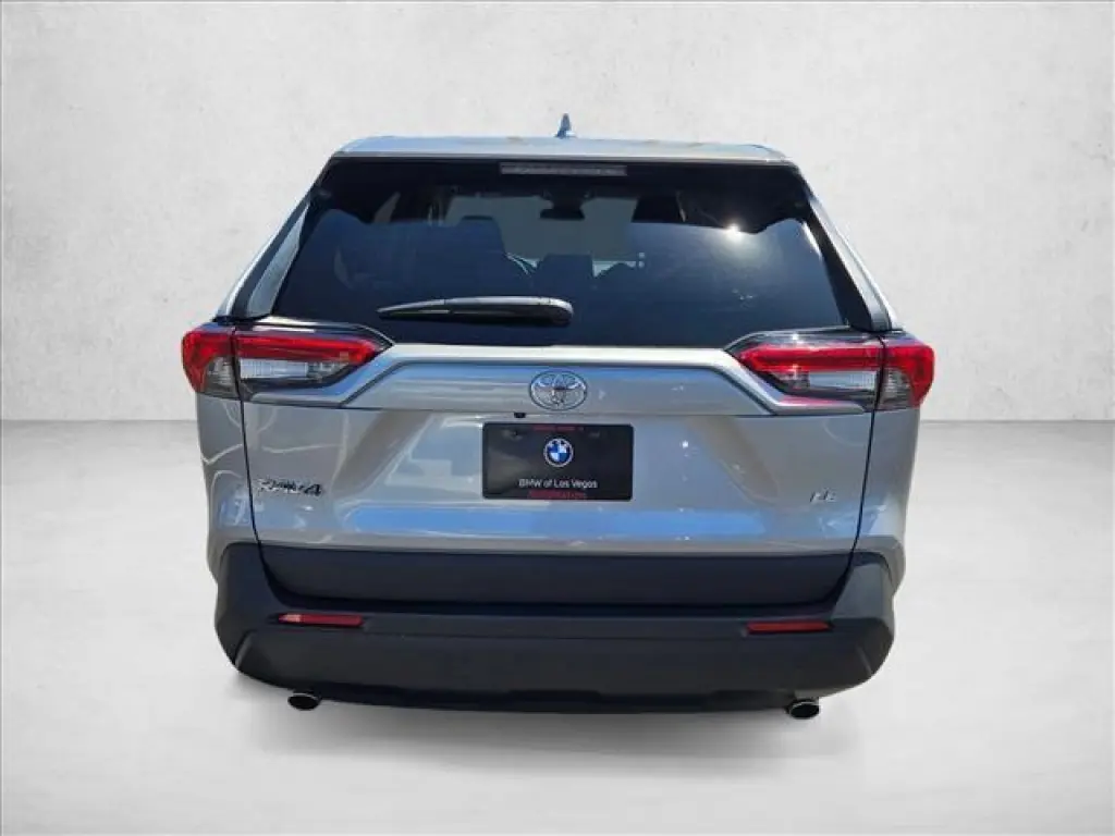 Toyota RAV4 2024 LE 4dr SUV