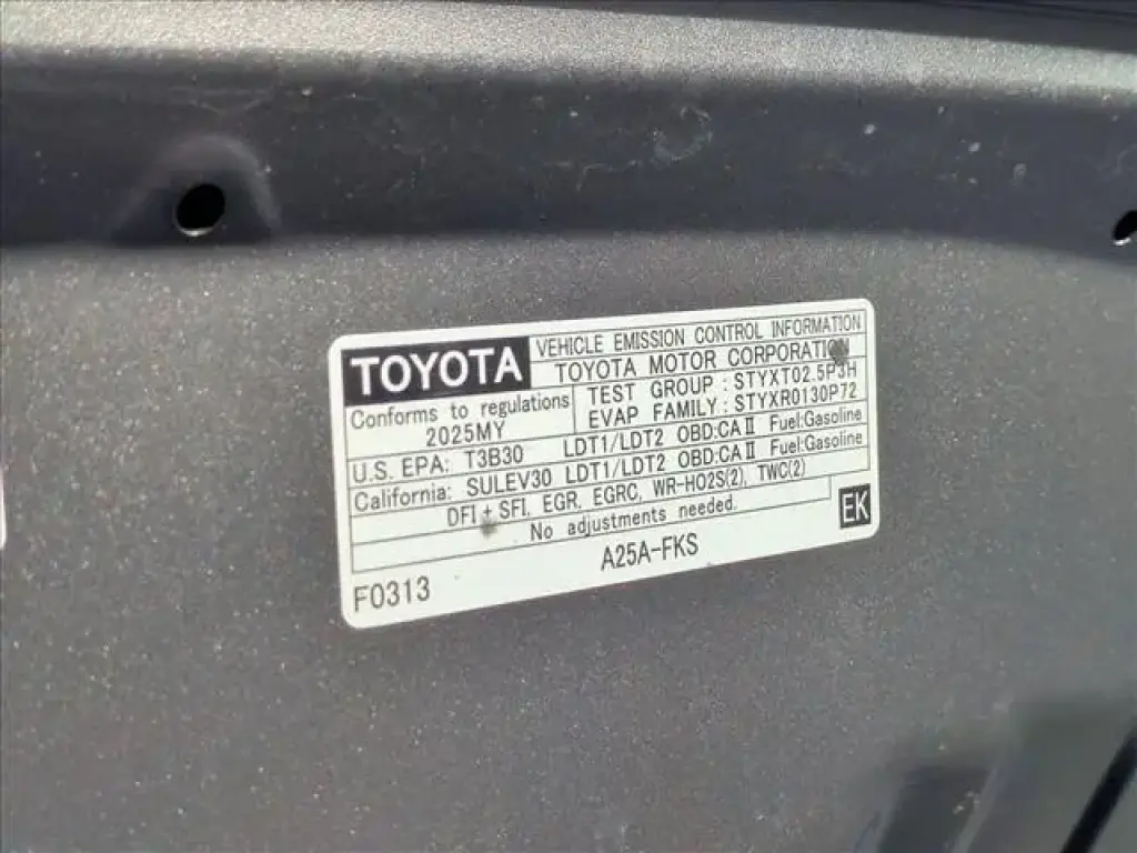 Toyota RAV4 2025 XLE 4dr SUV