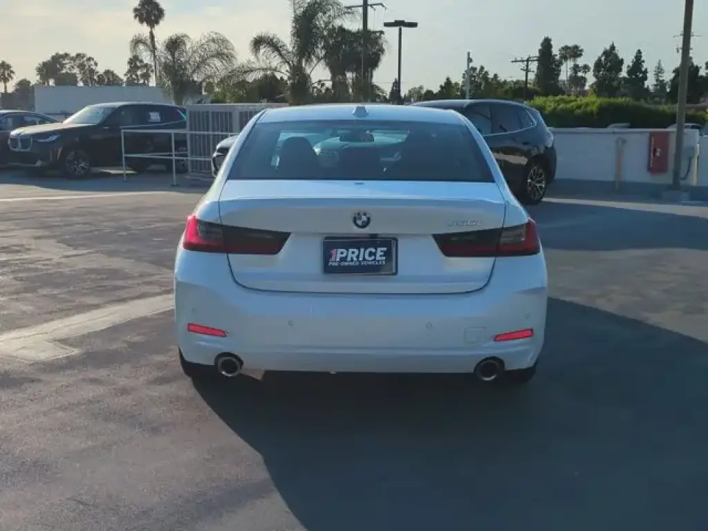 BMW 3 Series 2025 330i 4dr Sedan