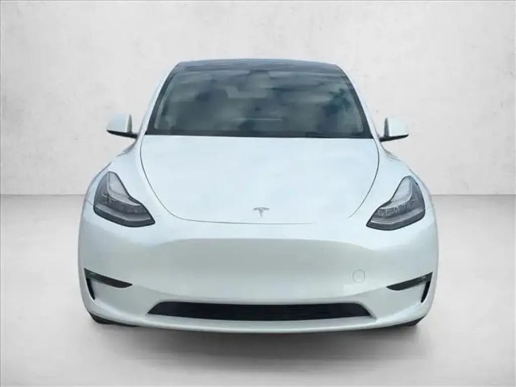 Tesla Model Y 2022 AWD Long Range 4dr Crossover
