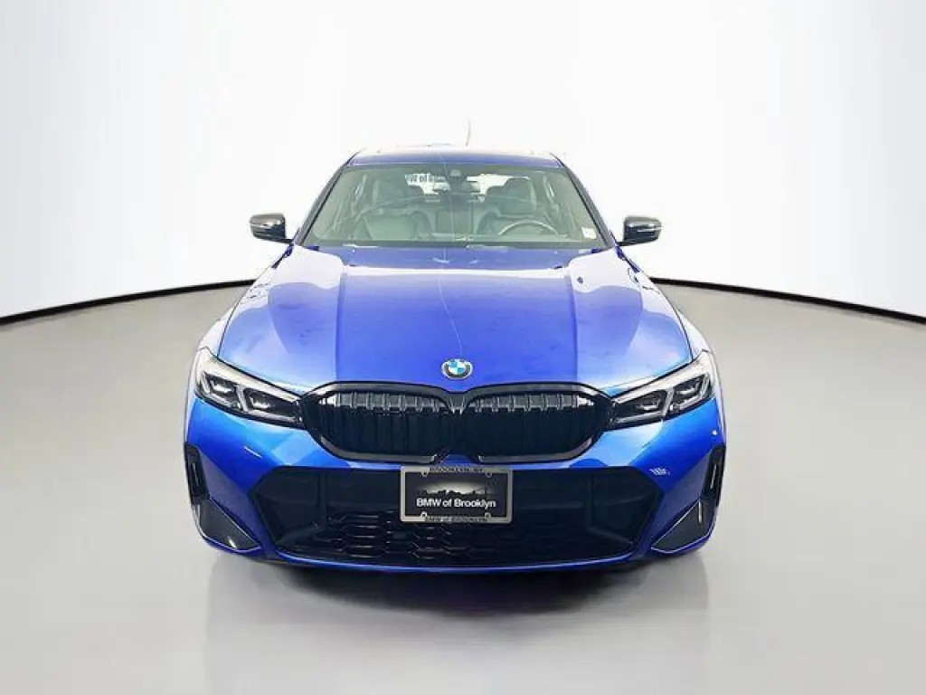 BMW 3 Series 2023 AWD 330i xDrive 4dr Sedan