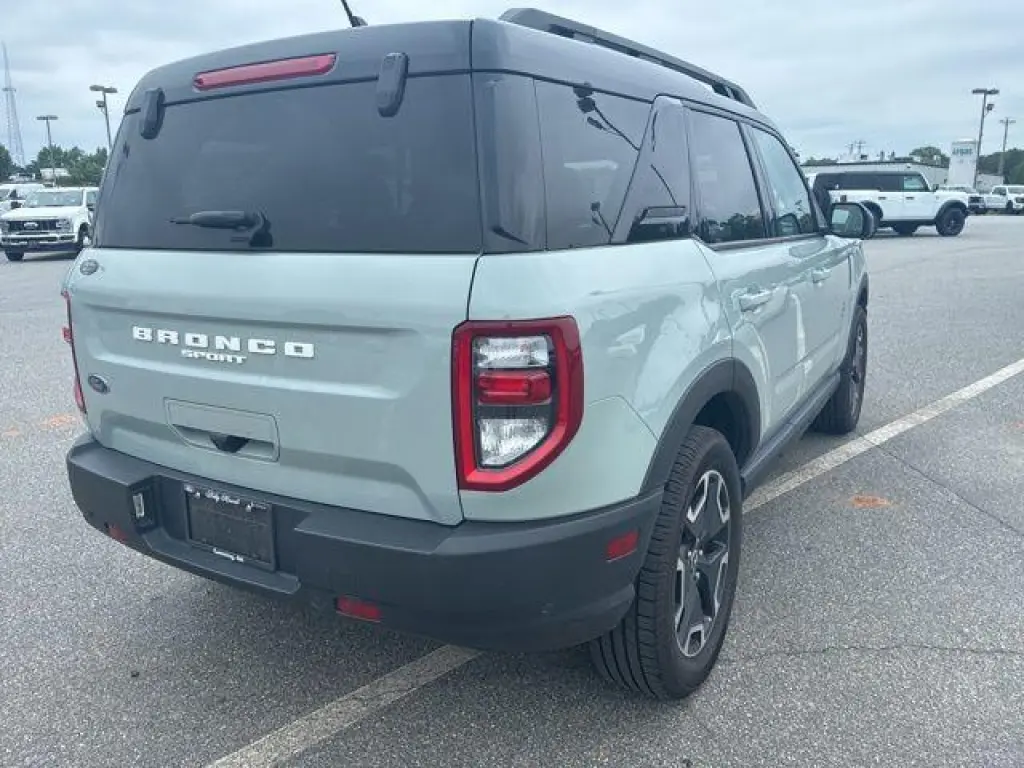 Ford Bronco Sport 2023 AWD Outer Banks 4dr SUV