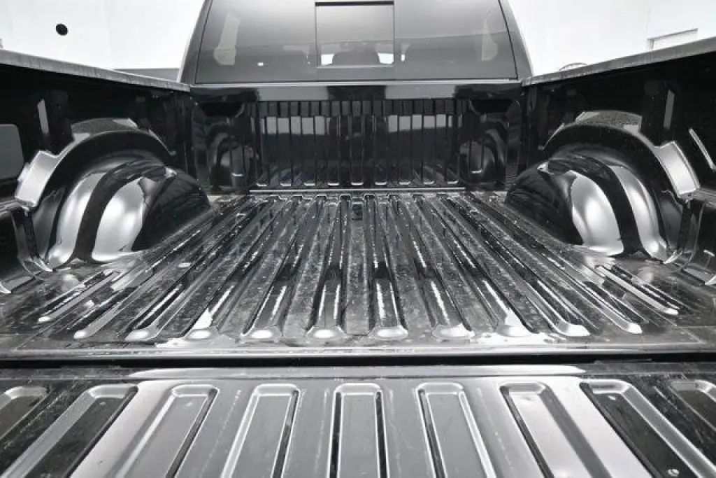 Ram 1500 2025 4x4 Lone Star 4dr Crew Cab 5.6 ft. SB Pickup