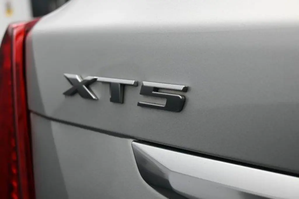 Cadillac XT5 2019 4dr SUV