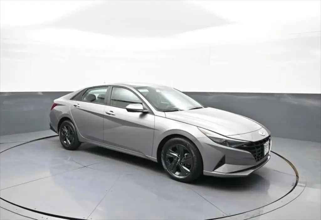 Hyundai ELANTRA 2023 SEL 4dr Sedan